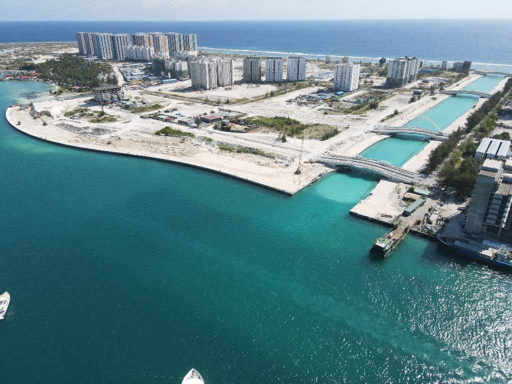 9.马尔代夫河道疏浚.jpg