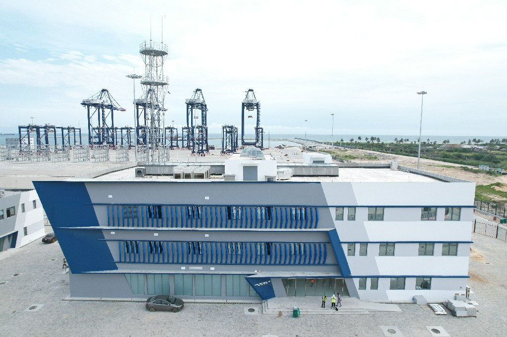 12.尼日利亚莱基港房建项目.jpg